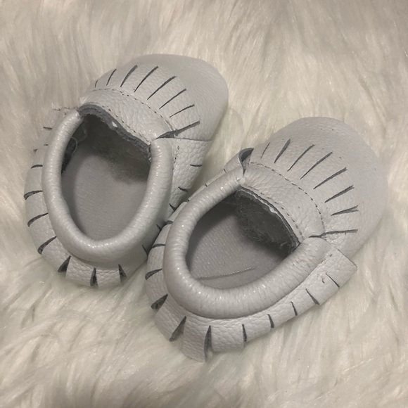 Brand new white baby Moccasins- Faux leather - Picture 5 of 5